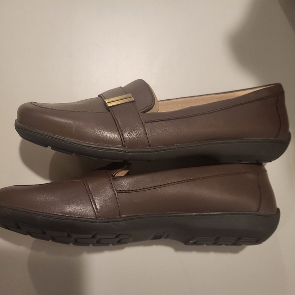 Soul by Naturalizer Womans Slip On Kentley Brown Loafers Size 7 - Picture 2 of 6